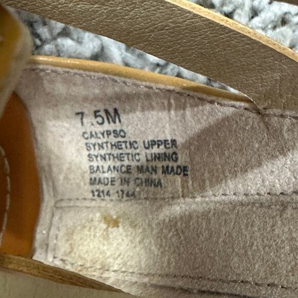 Nine West Calypso Gladiator Strappy Sandals 7.5 Rainbow Stripe Faux Leather - Picture 8 of 9